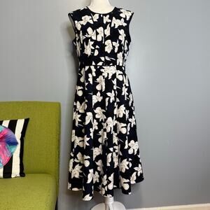 Ann Taylor Blue Black White Floral Fit and Flare Midi Dress 8 Cocktail Work